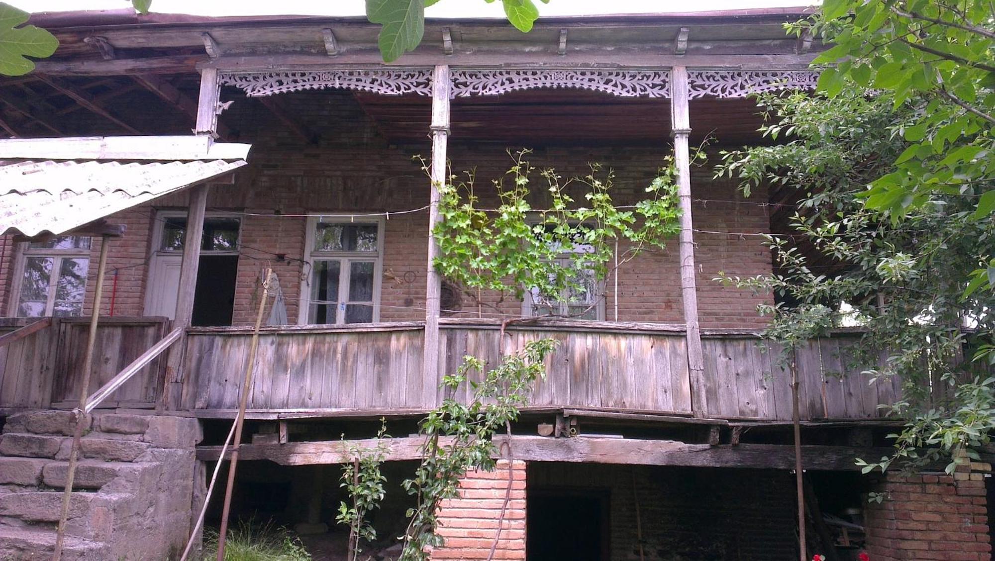 Gia'S Home In Vazisubani Exterior photo